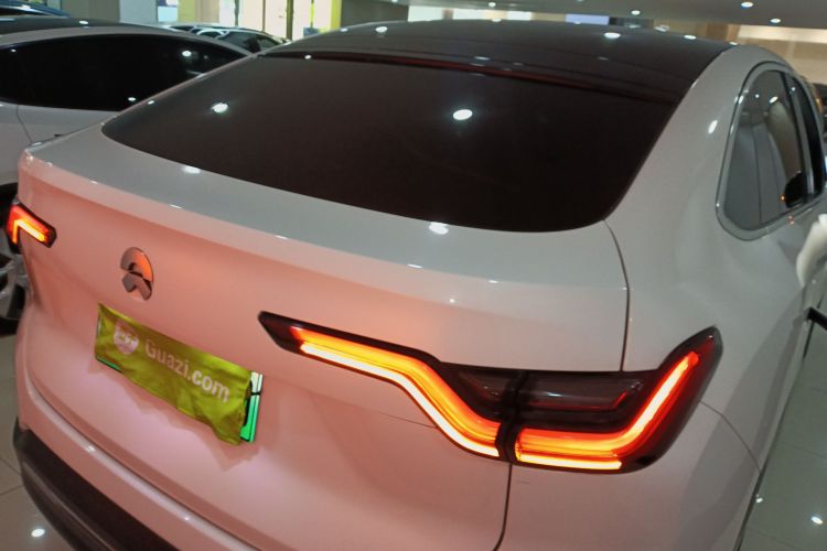 蔚来EC6 2020款 605KM 运动版车身外观6