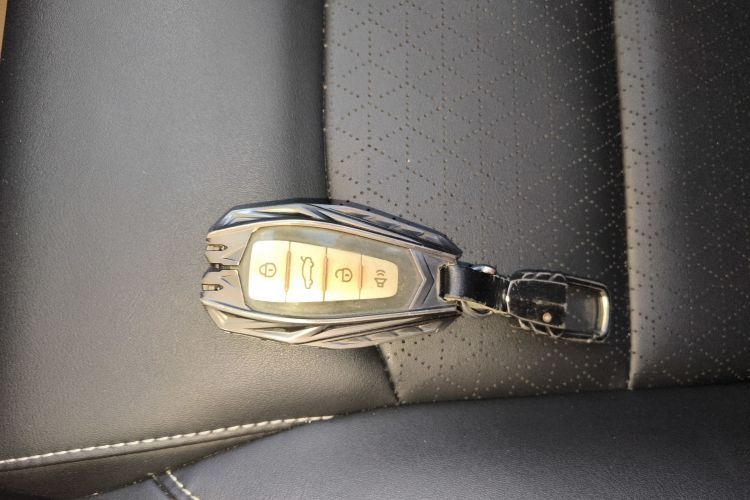 吉利汽车 帝豪 2021款 UP 1.5L CVT舒适型中控内饰11