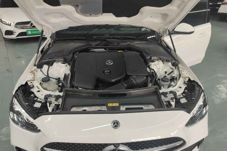 奔驰C级 2025款 C 260 L 运动版机舱底盘24