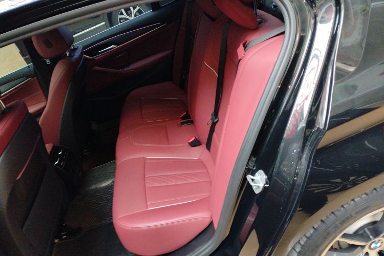 宝马5系新能源 2021款 535Le M运动套装中控内饰7004