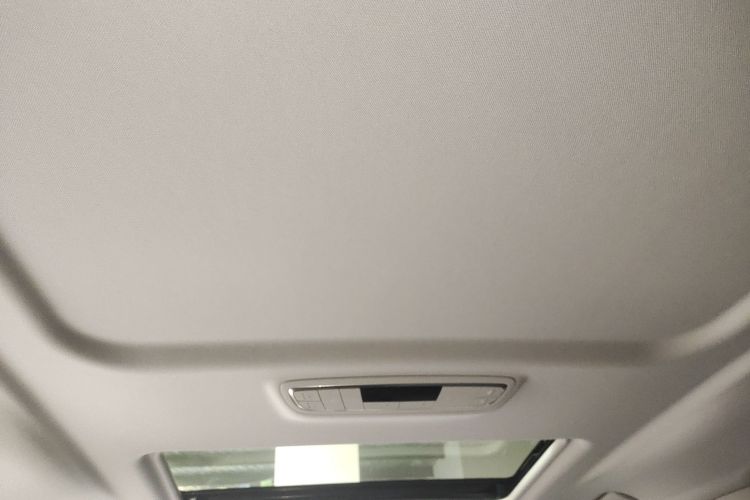 别克GL8 2025款 陆尊 智享版局部细节22