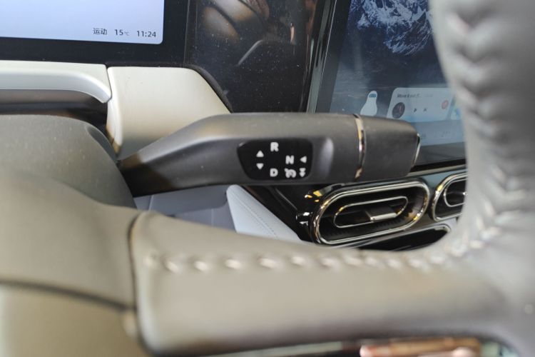 零跑汽车 零跑C01 2022款 后驱超长续航版中控内饰18