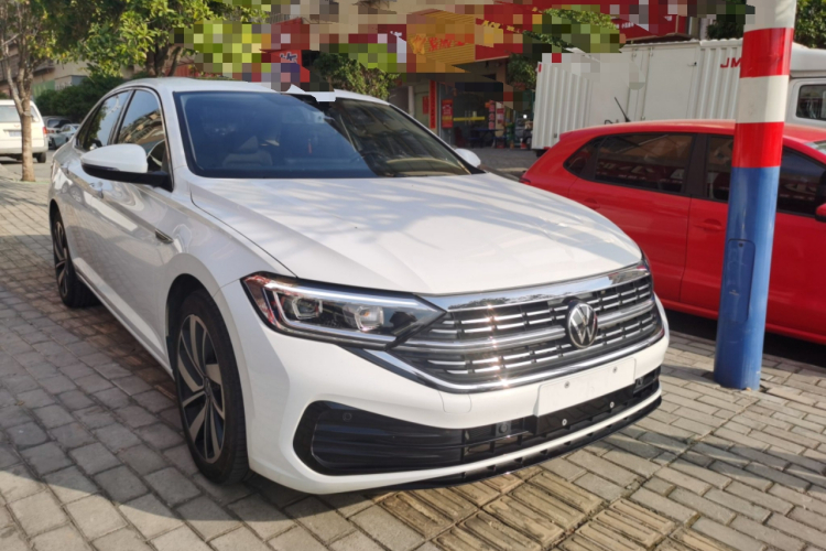 大众 速腾 2025款 改款 300TSI DSG超越版车身外观3