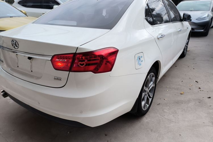 北京汽车 绅宝D70 2018款 性能版 1.8T 舒适版车身外观6006