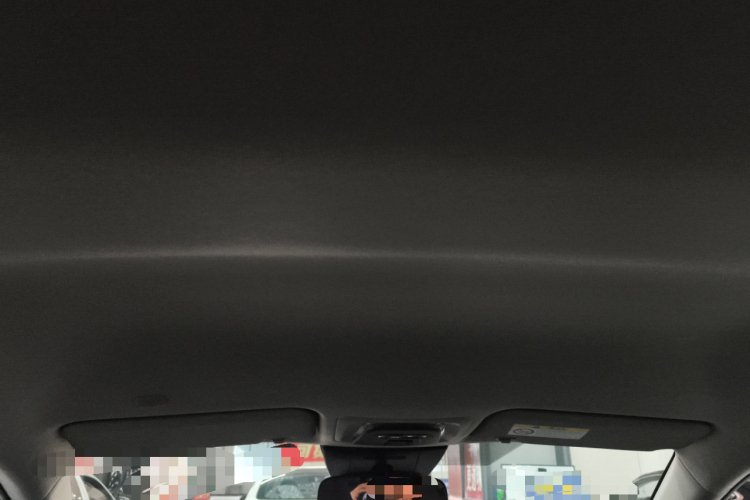 丰田 卡罗拉锐放 2024款 2.0L 先锋版局部细节22