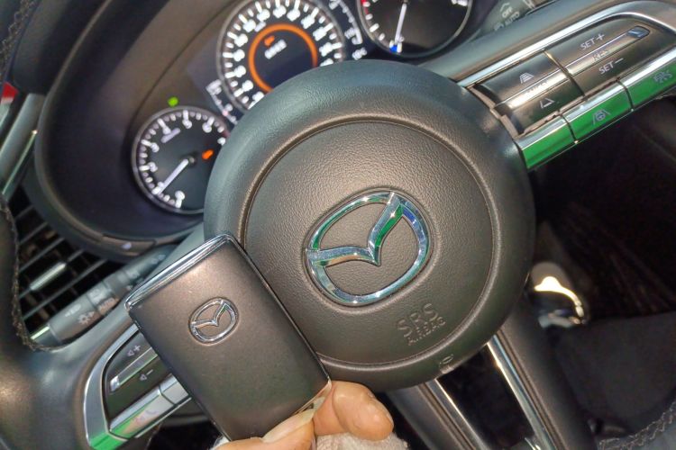 马自达3 昂克赛拉 2023款 2.0L 自动质臻版中控内饰7001