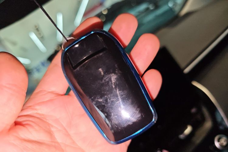 丰田 卡罗拉 2023款 1.8L 智能电混双擎 精英版中控内饰11