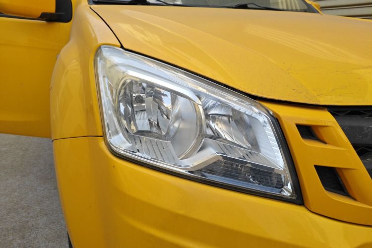 五十铃 瑞迈 2020款 2.8T经典两驱柴油国VI舒享型加长版JE493ZLQ6E车身外观6006