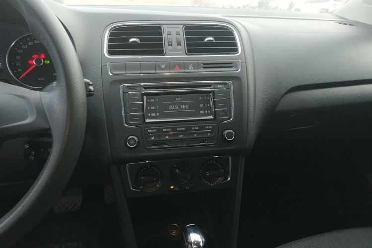 大众 Polo 2014款 1.4L 自动舒适版中控内饰16
