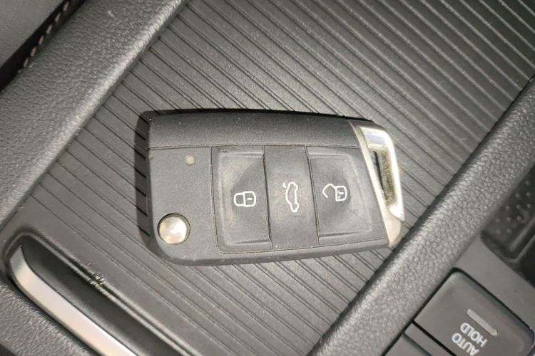 大众 迈腾 2025款 众享款 280TSI DSG舒适型中控内饰11