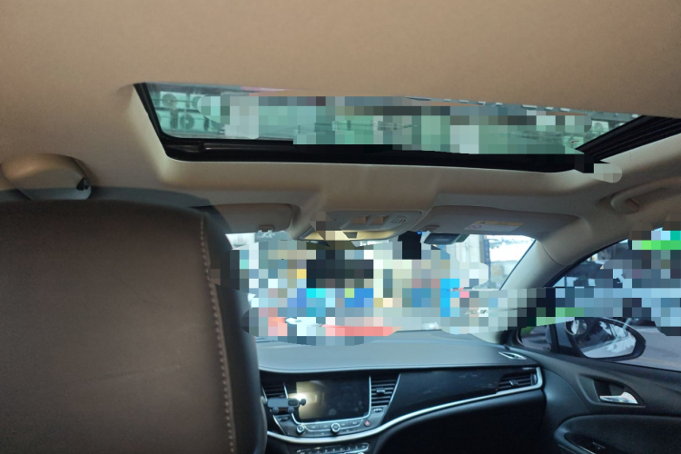 别克 威朗 2017款 三厢 20T 双离合精英型中控内饰22