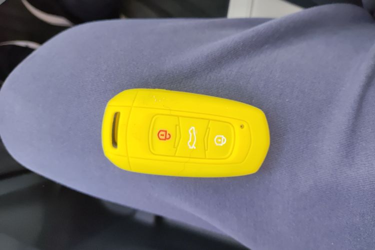 吉利银河 2024款 200km 熊猫骑士中控内饰11