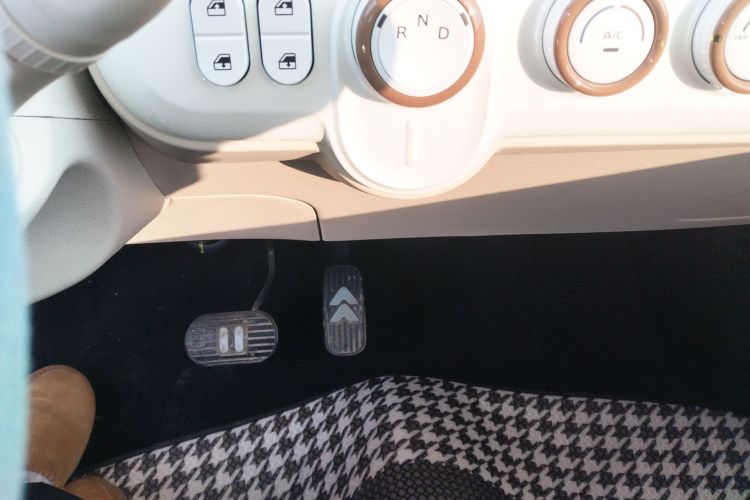 奔腾小马 2026款 222km 萌趣马 Plus局部细节18