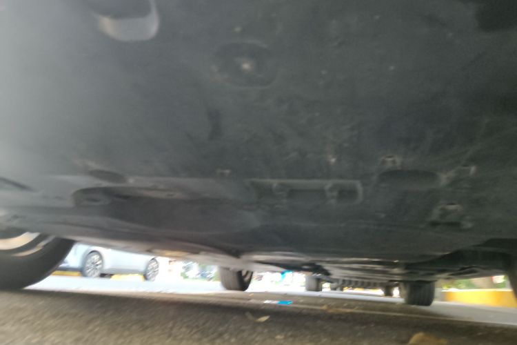 丰田 凯美瑞 2019款 改款 2.0G 豪华版局部细节9008