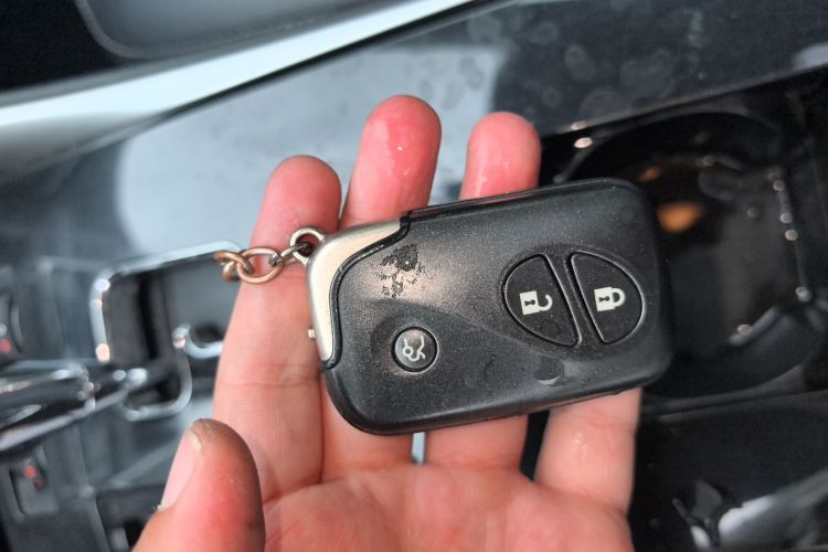 雷克萨斯IS 2011款 250 炫动版中控内饰7001