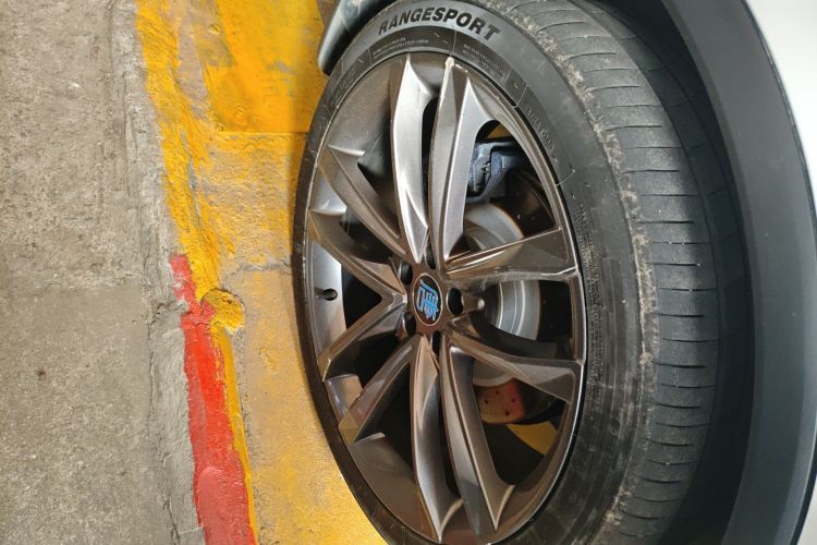 比亚迪 唐新能源 2018款 DM 2.0T 全时四驱智联创领型 7座 国V车身外观6008