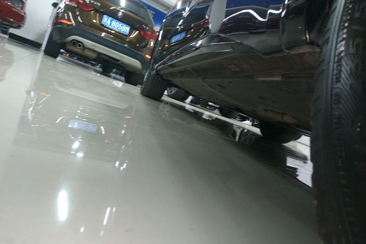 大众 威然 2022款 380TSI 尊驰版局部细节9002