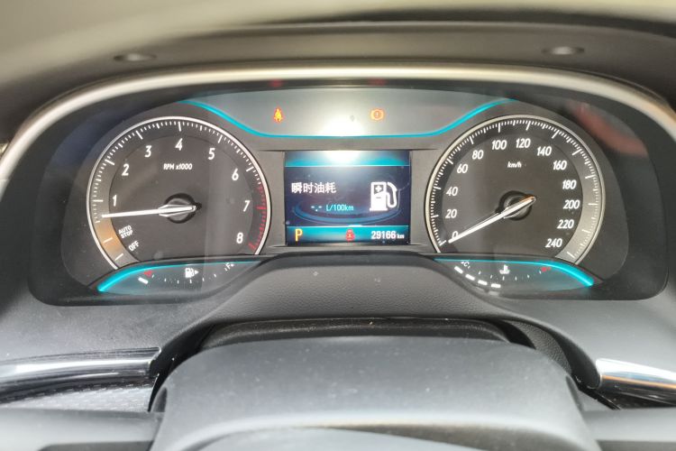 别克 英朗 2021款 改款 典范 1.5L 自动精英型中控内饰14