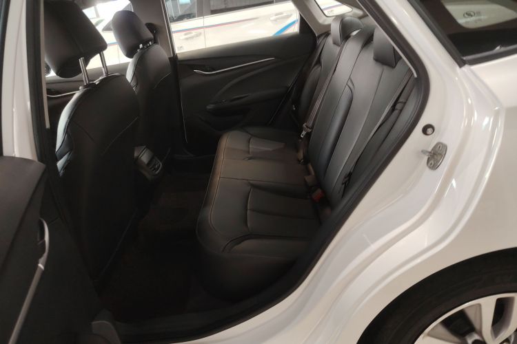 别克 英朗 2021款 1.3T 自动轻混动精英型中控内饰7004