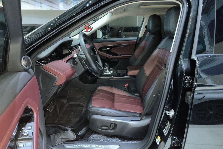 路虎 揽胜极光 2021款 极光L 249PS R-Dynamic First edition 首发版中控内饰19