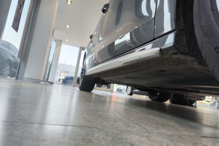 奥迪A3 2023款 改款 A3L Limousine 35 TFSI 时尚运动型局部细节9001