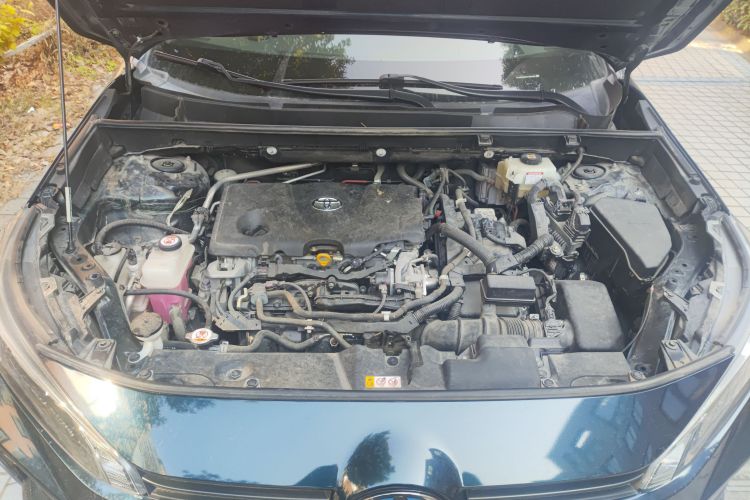 丰田 威兰达 2020款 双擎 2.5L E-CVT两驱科技版局部细节24