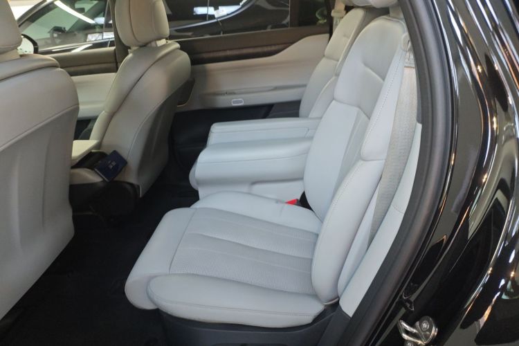 蔚来ES8 2023款 100kWh中控内饰7004