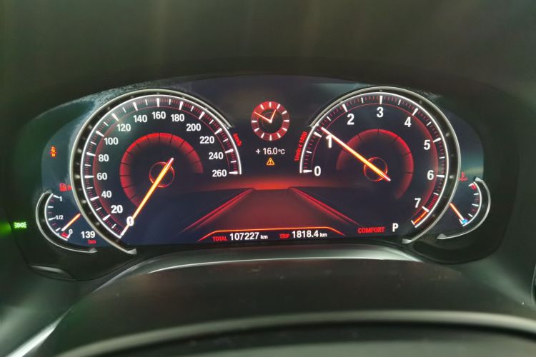 宝马7系 2018款 730Li 领先型 M运动套装局部细节14