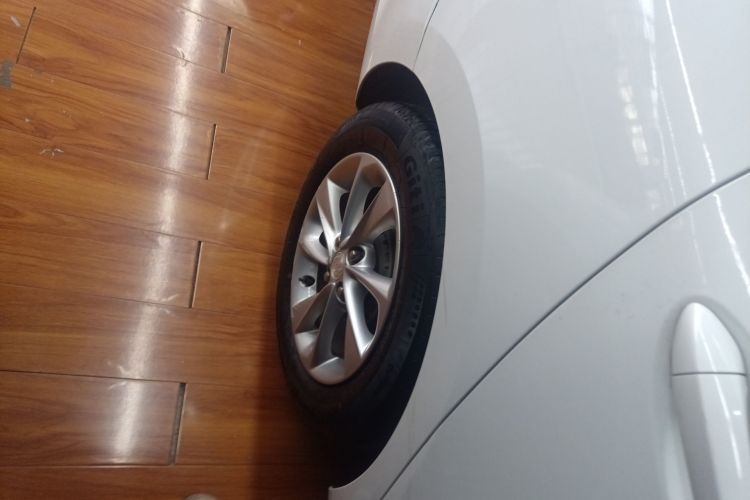 别克 凯越 2018款 15N CVT豪华型车身外观6008