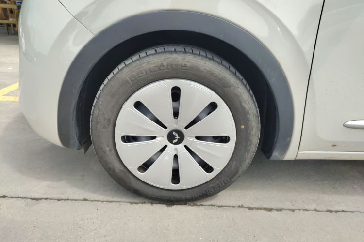 五菱汽车 五菱缤果 2023款 333km 快享款车身外观6007