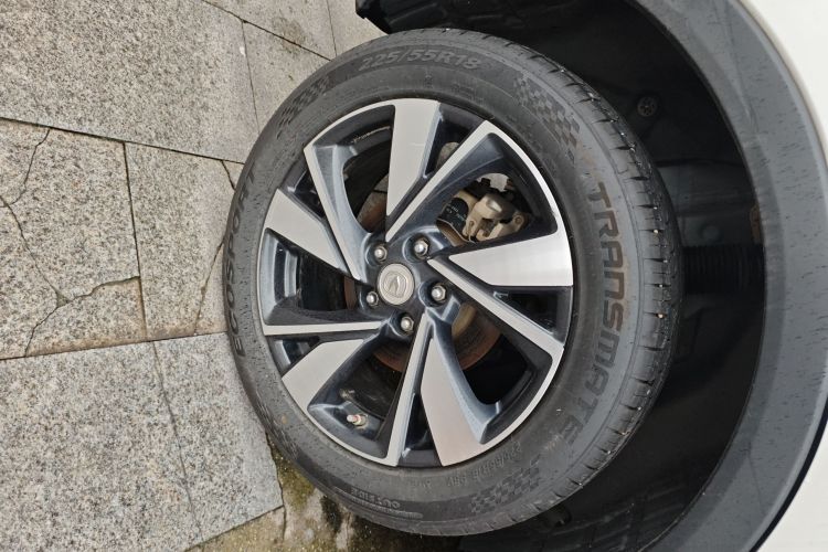 长安CS55PLUS 2020款 1.5T 自动炫动型车身外观56