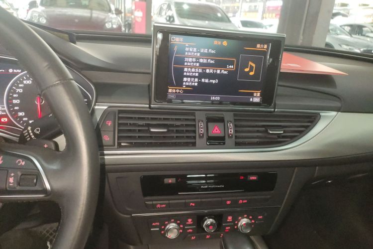 奥迪A6L 2018款 30周年年型 TFSI 进取型局部细节16