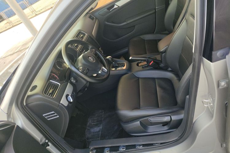 大众 速腾 2014款 改款 1.4TSI 自动豪华型中控内饰19