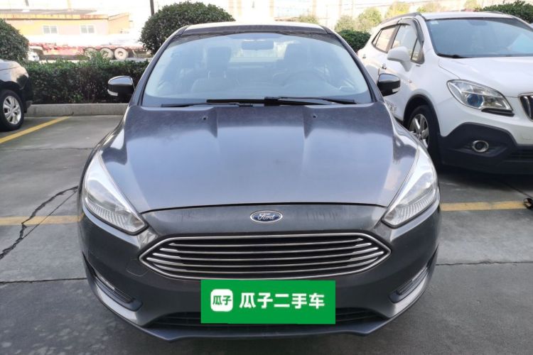 福特 福克斯 2015款 三厢 1.6L 手动舒适型车身外观2