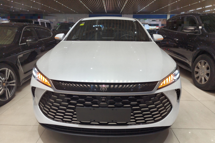 比亚迪 秦PLUS 2025款 DM-i 智驾版 128KM进取型车身外观6001