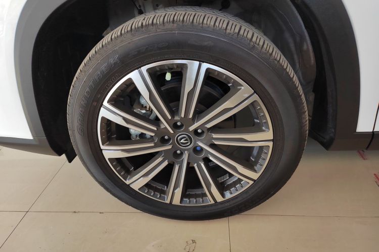 长安CS75 PLUS 2022款 第二代 2.0T 自动尊贵型车身外观6007