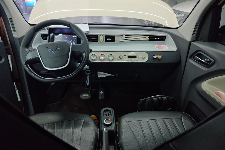 五菱汽车 宏光MINIEV 2022款 马卡龙臻享款 磷酸铁锂中控内饰7002