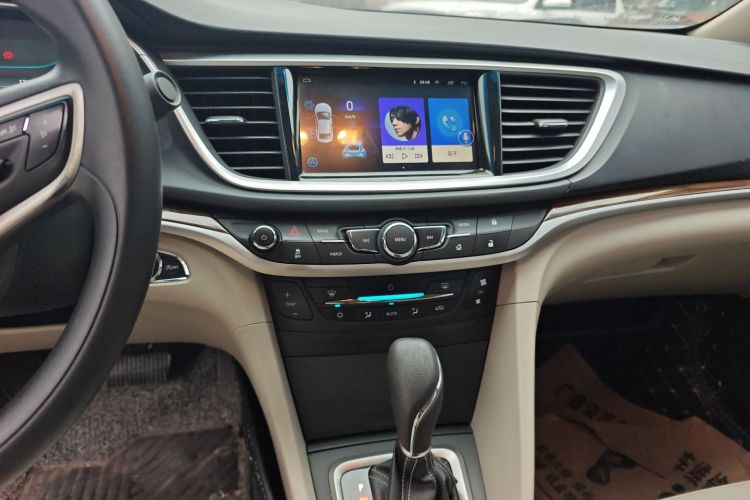 别克 英朗 2015款 15N 自动豪华型中控内饰16