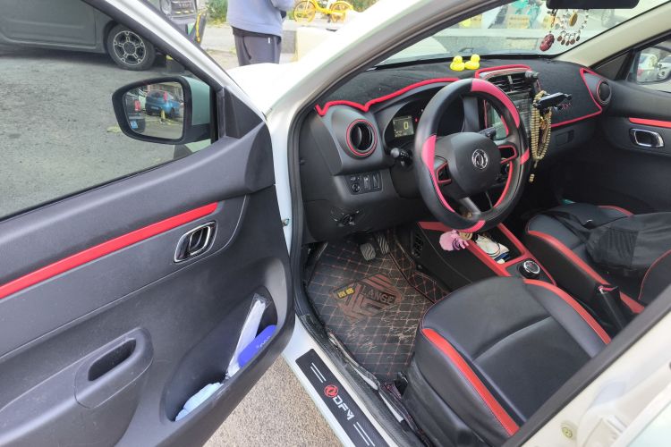 东风纳米EX1 2022款 改款 PRO 悦骋型中控内饰7002