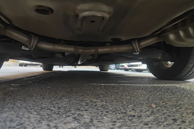 起亚K5 2016款 2.0T 自动PRM局部细节9009