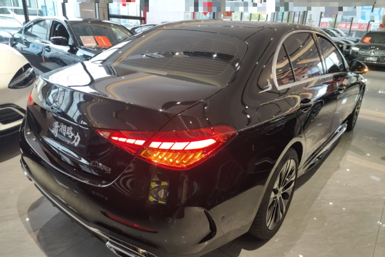 奔驰C级新能源 2025款 C 350 eL车身外观7