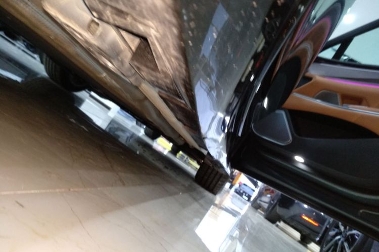 比亚迪 汉L 2025款 DM-p 四驱激光雷达旗舰型局部细节9001