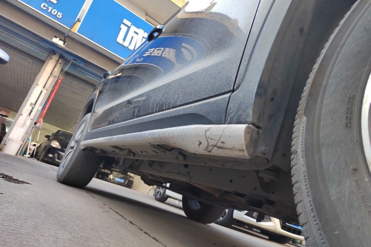 荣威RX8 2019款 30T 智联网两驱超群旗舰版局部细节9001