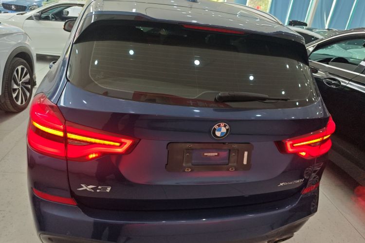 宝马X3 2018款 xDrive30i 领先型 M运动套装 国V车身外观6004