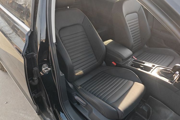 大众 迈腾 2025款 众享款 280TSI DSG舒适型局部细节41