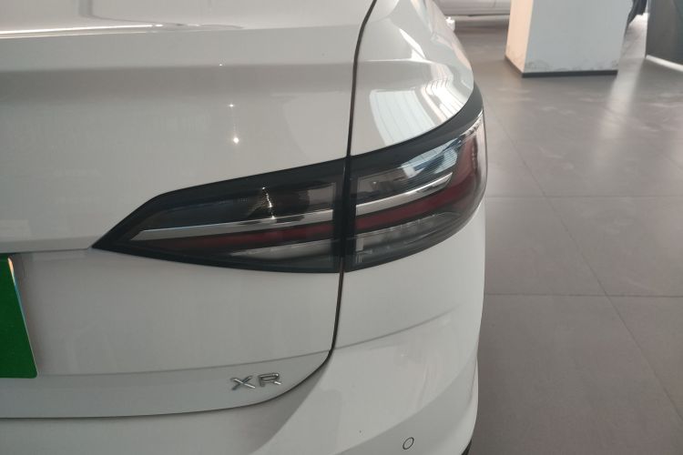 大众 朗逸 2023款 新锐 1.5L 自动新逸版车身外观9