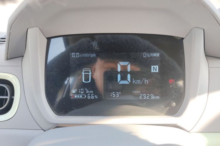 凌宝汽车 凌宝BOX 2022款 李清照Pro版 14.72kWh局部细节14