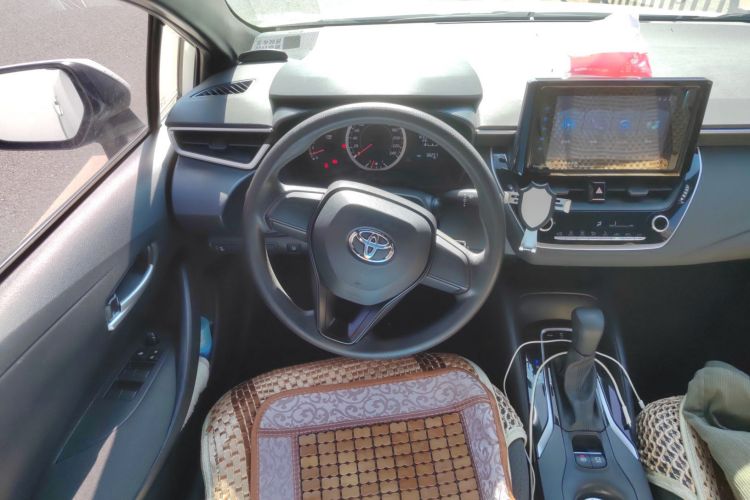 丰田 雷凌 2021款 TNGA 1.5L CVT进取版中控内饰13