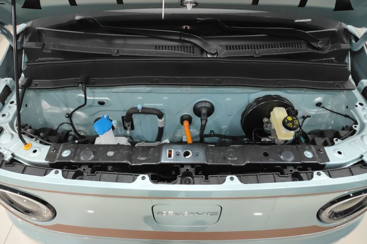 吉利银河 2024款 熊猫mini 200km 耐力熊机舱底盘24