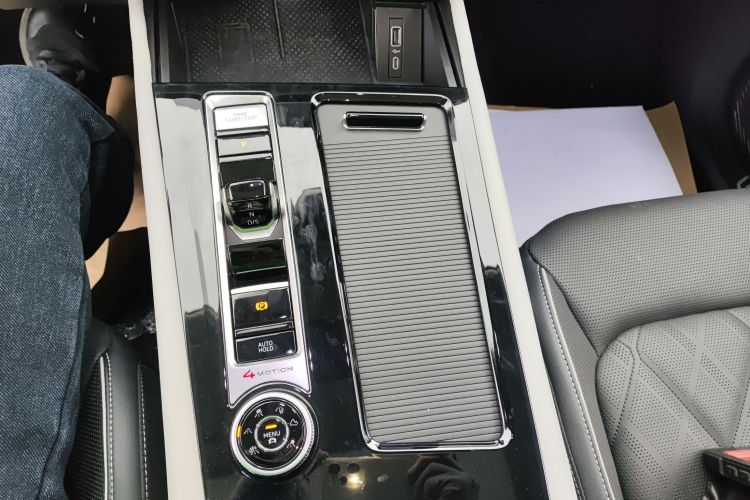 大众 途昂 2024款 380TSI 四驱尊崇旗舰版局部细节18